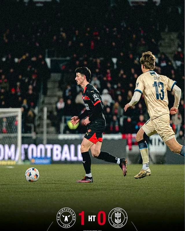 德罗巴连续三场比赛得分超过挺进下一轮,DWG挑战极限!(德罗巴夺冠阵容) 德罗巴连续三场比赛得分超过挺进下一轮,DWG挑战极限!(德罗巴夺冠阵容)